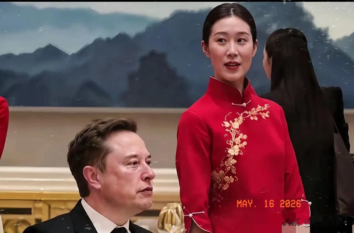 国宴马斯克身旁女服务员火了！气质气场绝了，一看就不简单不知道大家有没有留意国