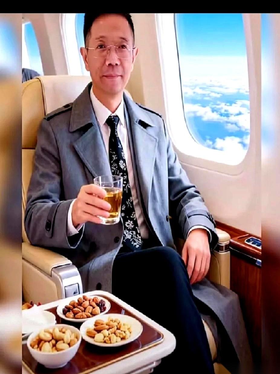 你以为你赢了？笑死。你只是那盘大棋上，被推到最前面的那颗卒子。目的根本不是