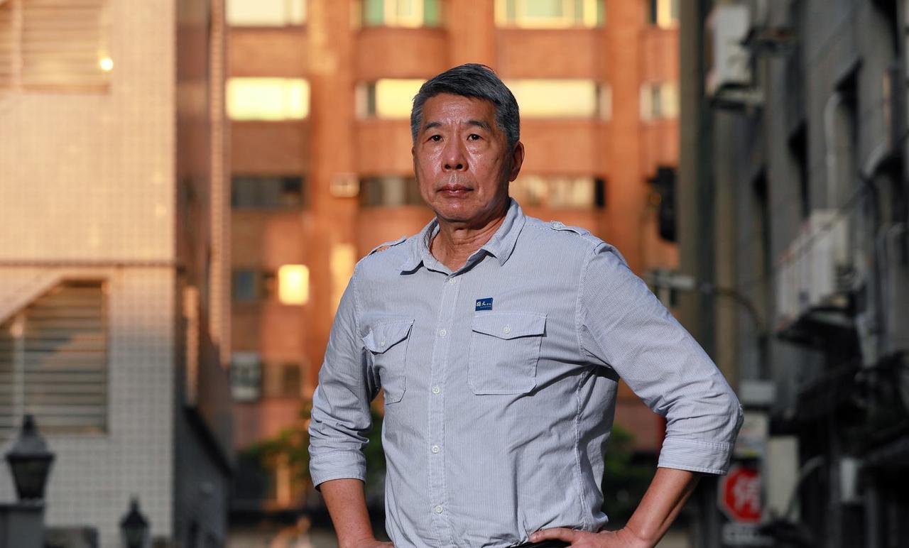 张亚中在反罢免中为什么不见人影？针对张亚中参选国民党主席一事，有不少网友质疑“