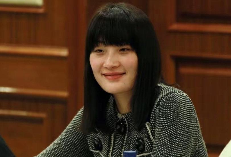 起诉宗馥莉的3个弟弟妹妹不一定是宗庆后亲生的，她鉴定过吗？在人们质疑海外3子的