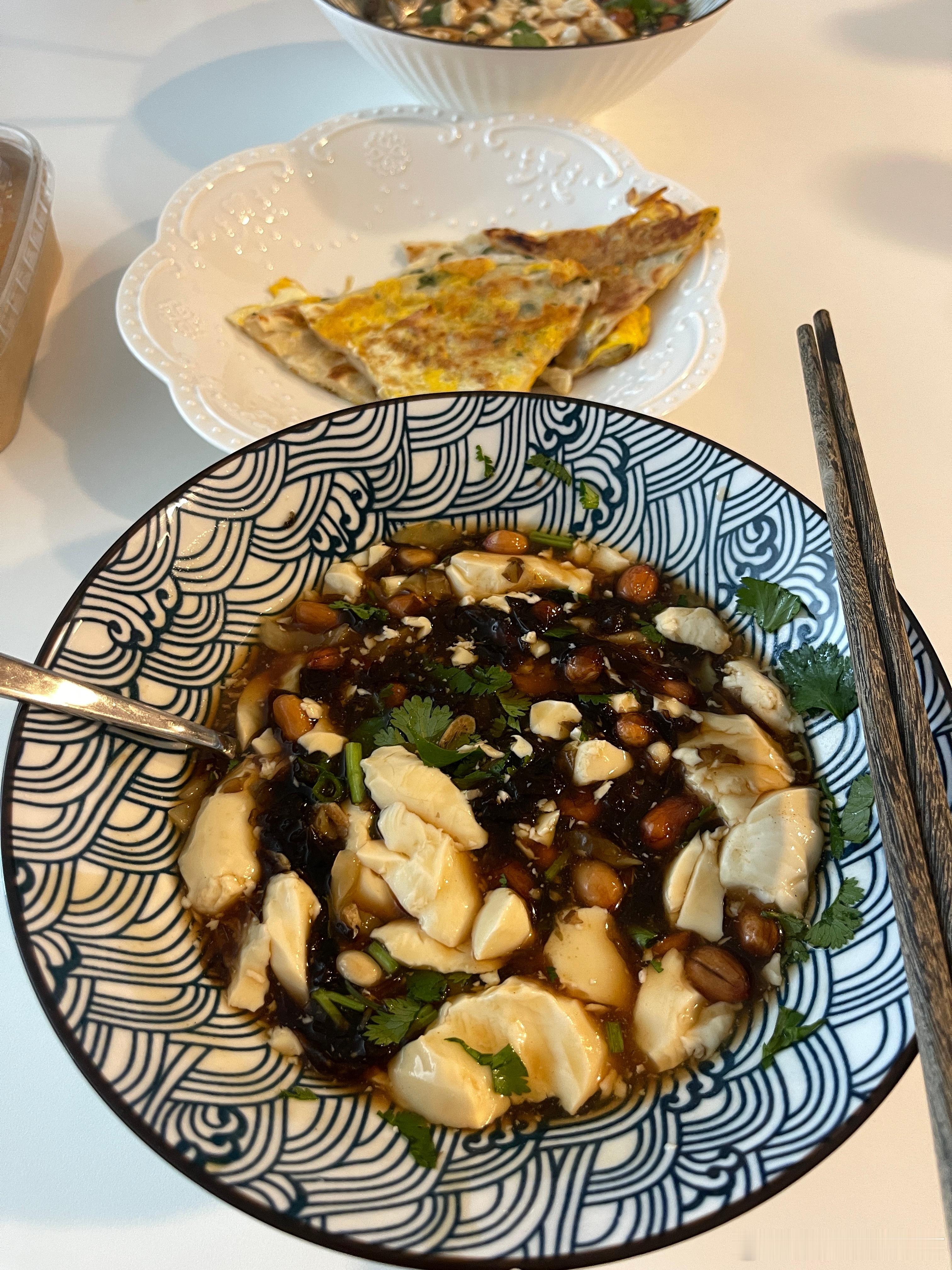 今天吃完豆腐脑打卡粉红盐湖​​​
