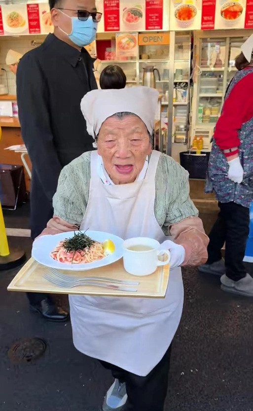 日本老人集体自杀？专家建议引争议！啥？日本专家竟然建议老