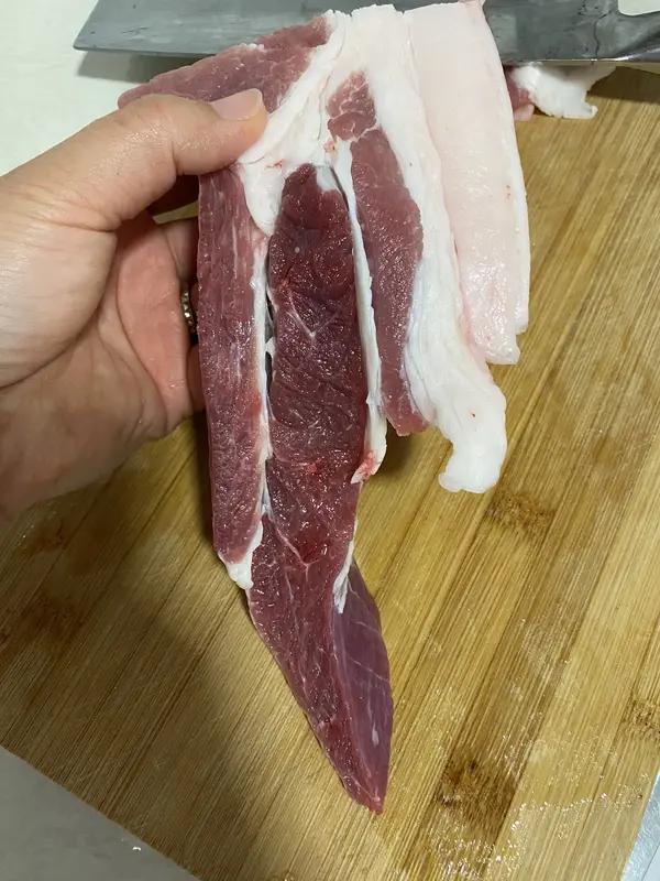 如何提高自己的料肉比?提高料肉比这事，我有点心得。就拿养猪来说，选对品种很关键