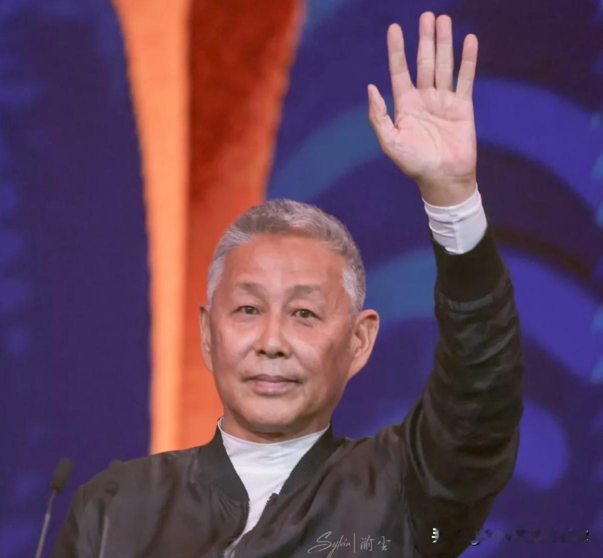 秦雯这下尴尬了！好不容易靠《繁花》拿了白玉兰奖，转头就被一段录音扯下面具。当