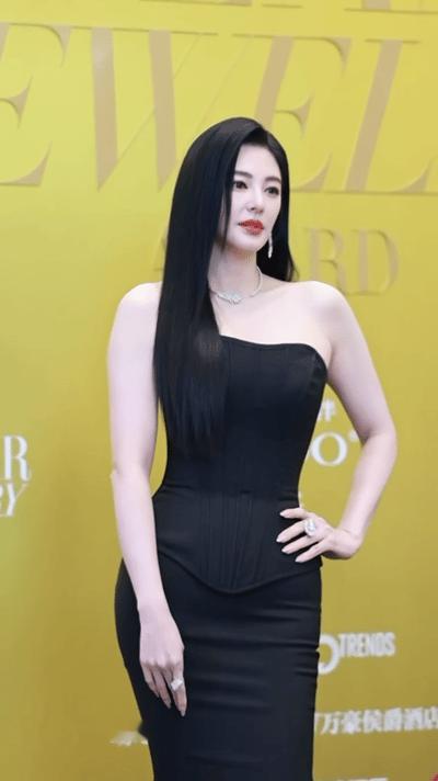 有一说一，张雨绮的身材什么水平？直男审美张雨绮腰臀比