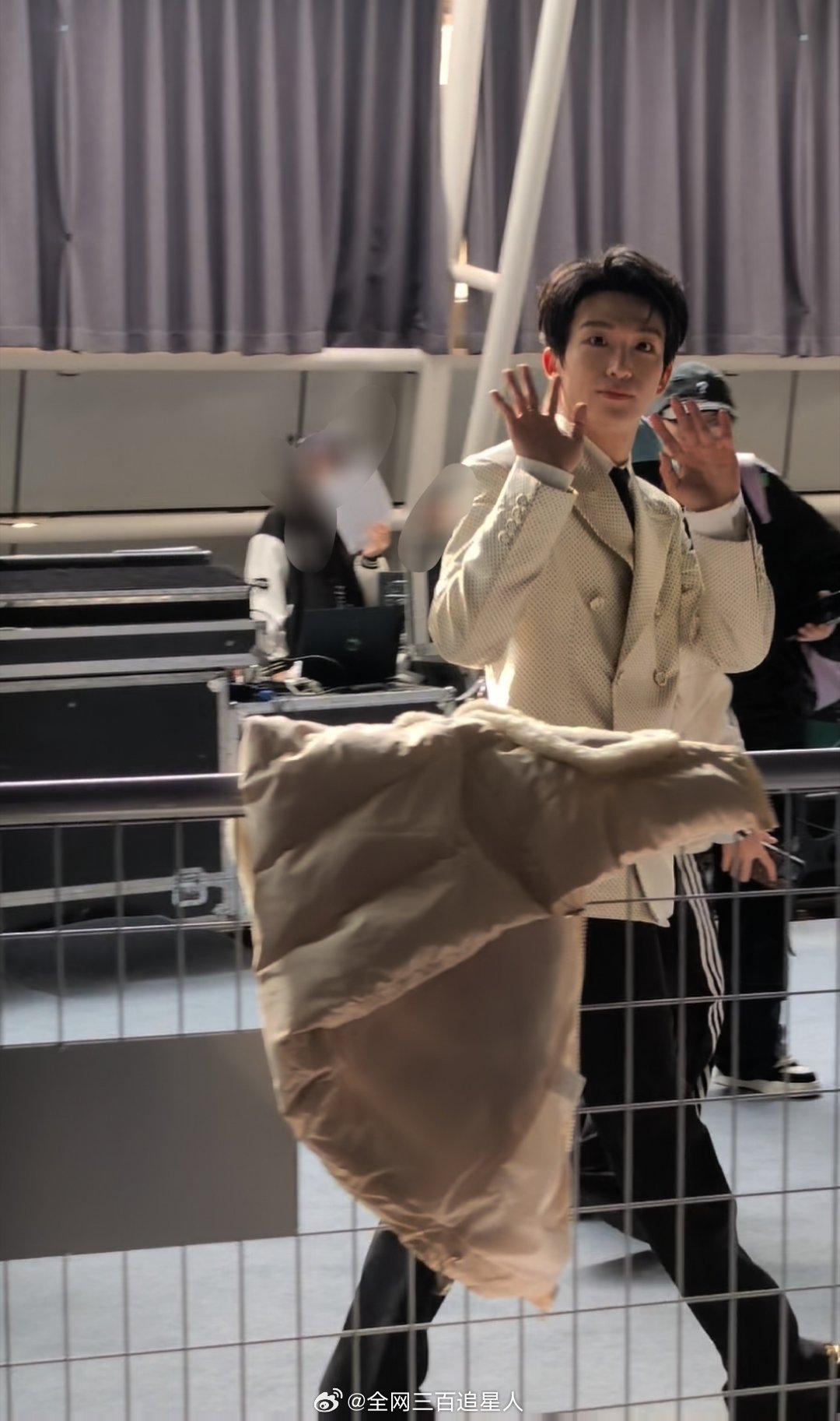 我就这样不停的接黄子弘凡的好运🫴