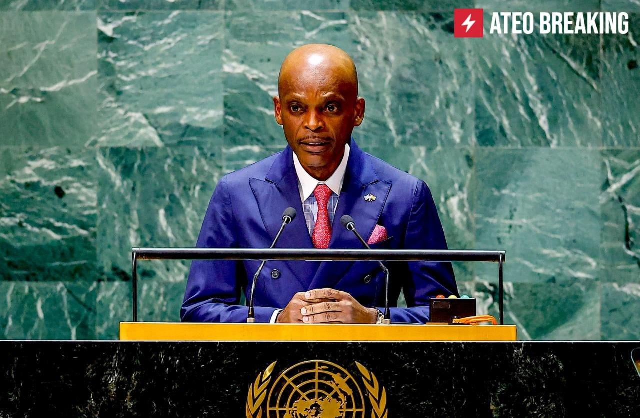 多哥外长杜塞最近向联合国提了个要求：别再墨卡托投影地图了，它把非洲画得太小了。