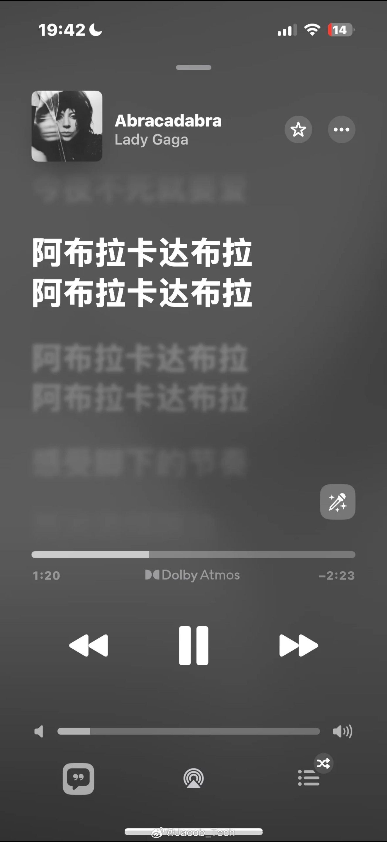 不是哈哈哈哈[跪了]iOS26的AppleMusic的翻译是不是抽风啦这个翻