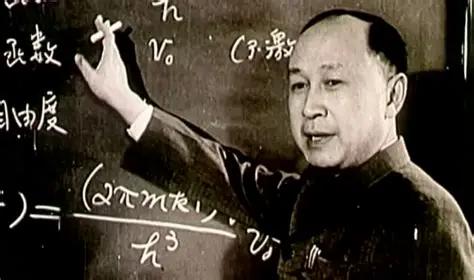 🌞1955年，钱学森回国后，中科院每月给他发350元人民币，后来增聘为院士
