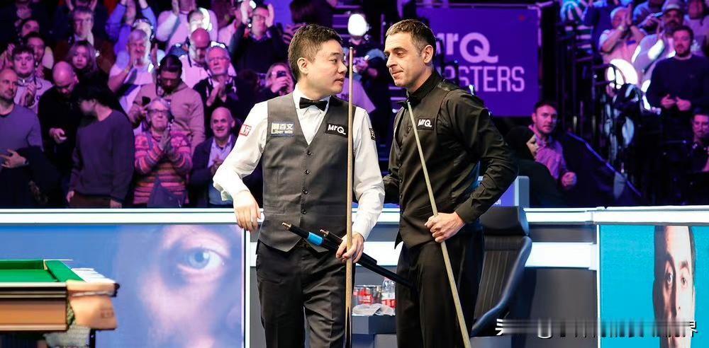 斯诺克大师赛现役各项纪录保持者：最多决赛：奥沙利文14次最多冠军：奥沙利文