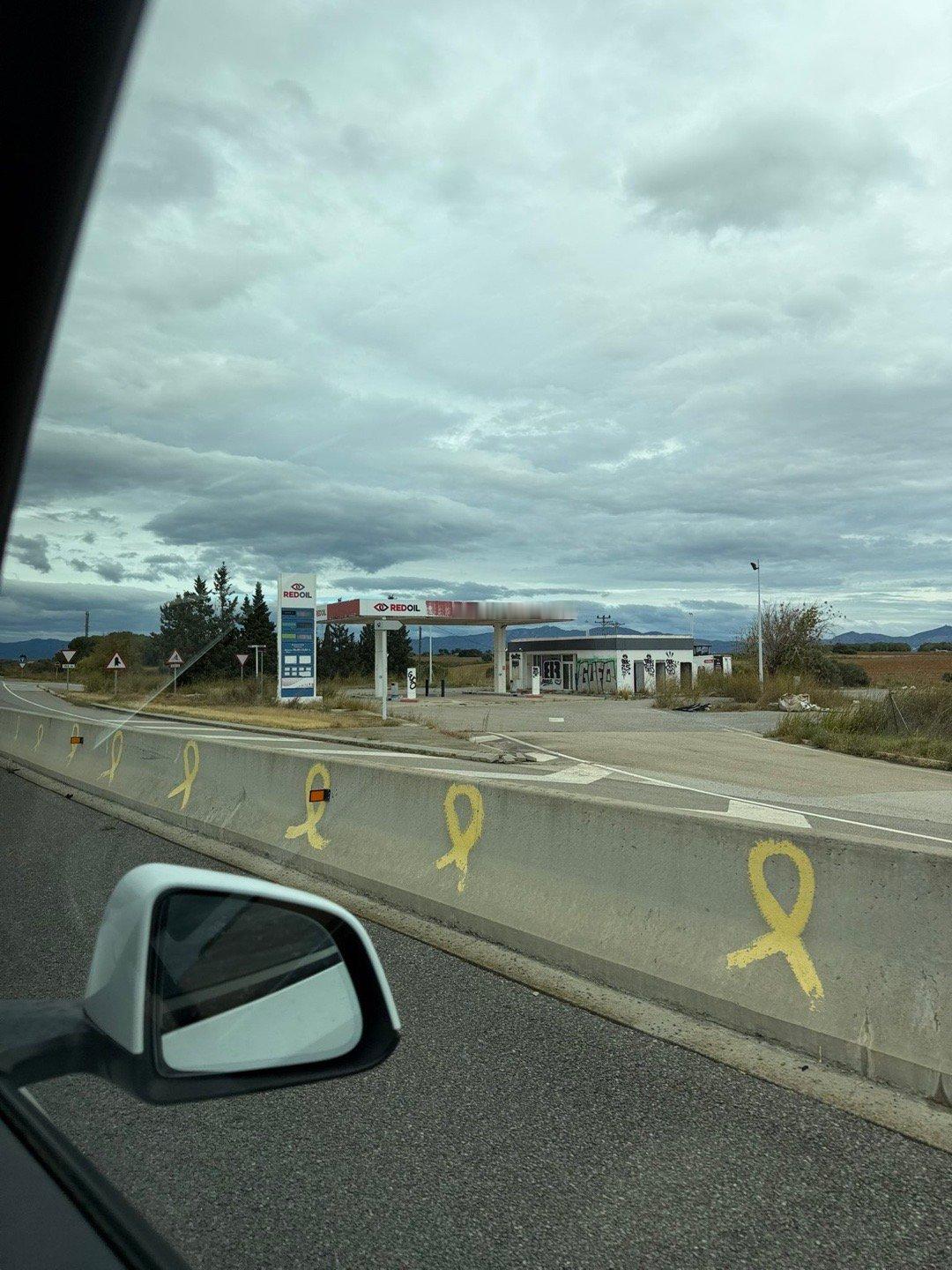 在西班牙，充电桩也正逐渐取代加油枪……大v聊车电车出海汽场全开​​​