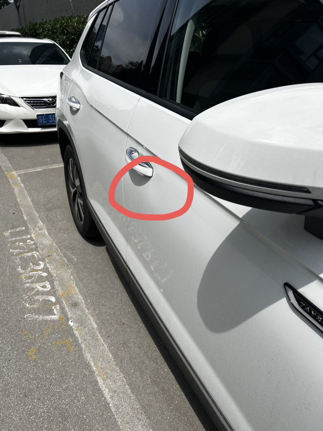 探岳高强度钢用在哪里了被开门杀了几次，都是副驾车门，而且都是凹坑，按说探岳高强