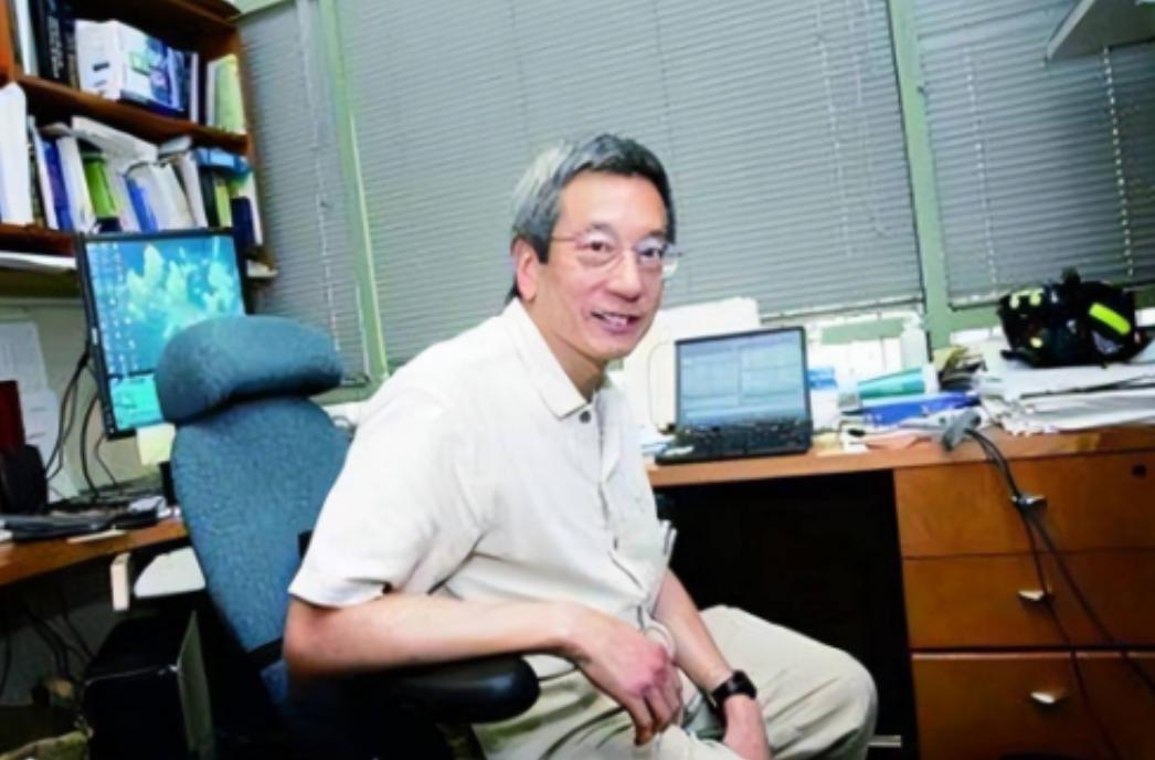 "我是美国人，不是中国的科学家。"2008年诺贝尔化学奖颁奖典礼上，钱永健举