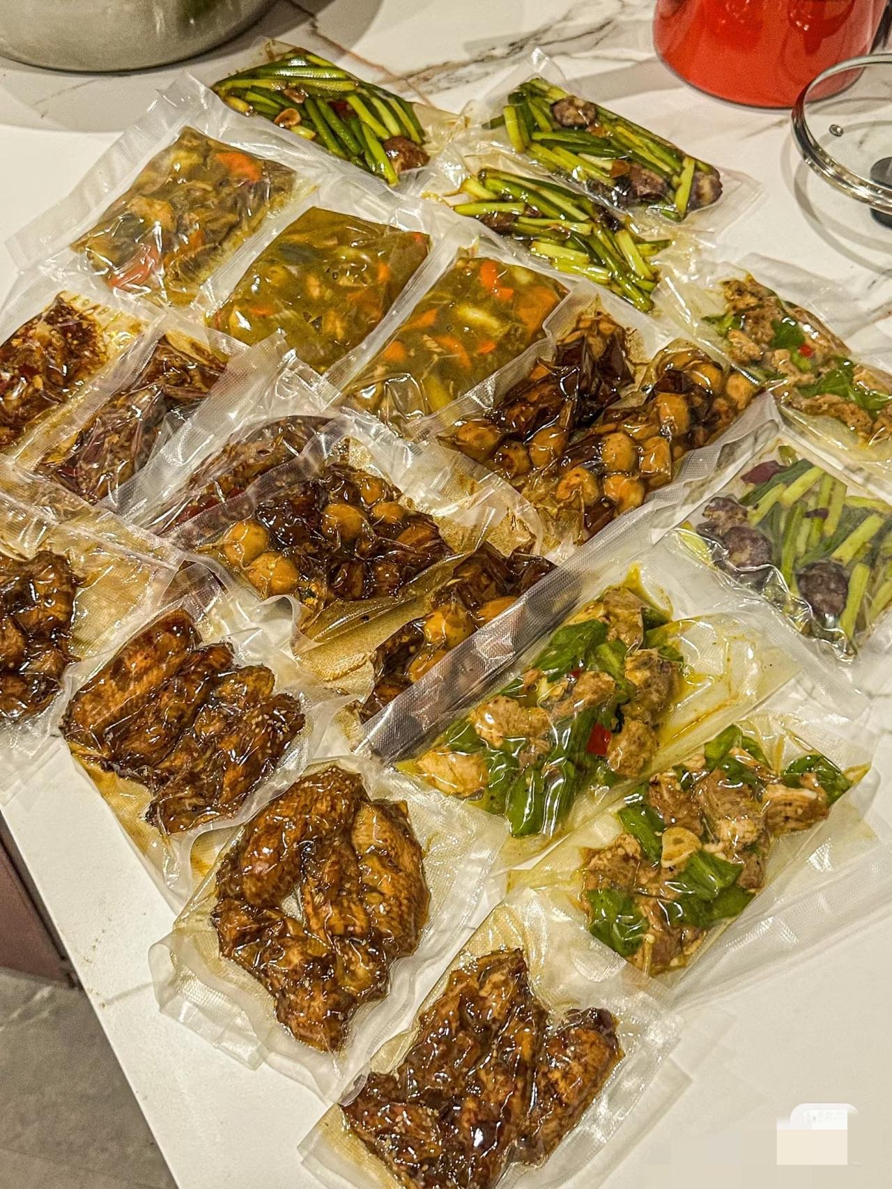 。其实商家怕标注影响生意能理解，但藏着掖着只会砸招牌。你看四川巴中，要求餐