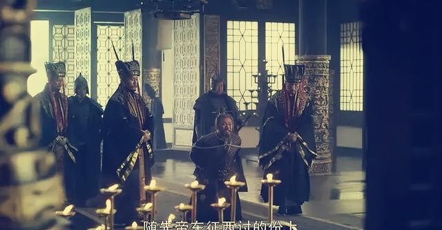 226年，曹丕判处曹洪死刑，还吞了他的家财。卞太后大怒：“曹洪是你叔，当年要不是