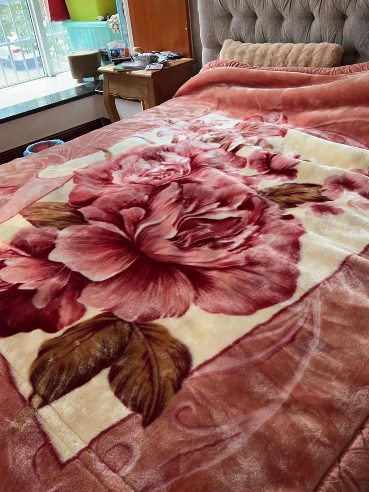 想问大家，这种毛毯怎么清洗