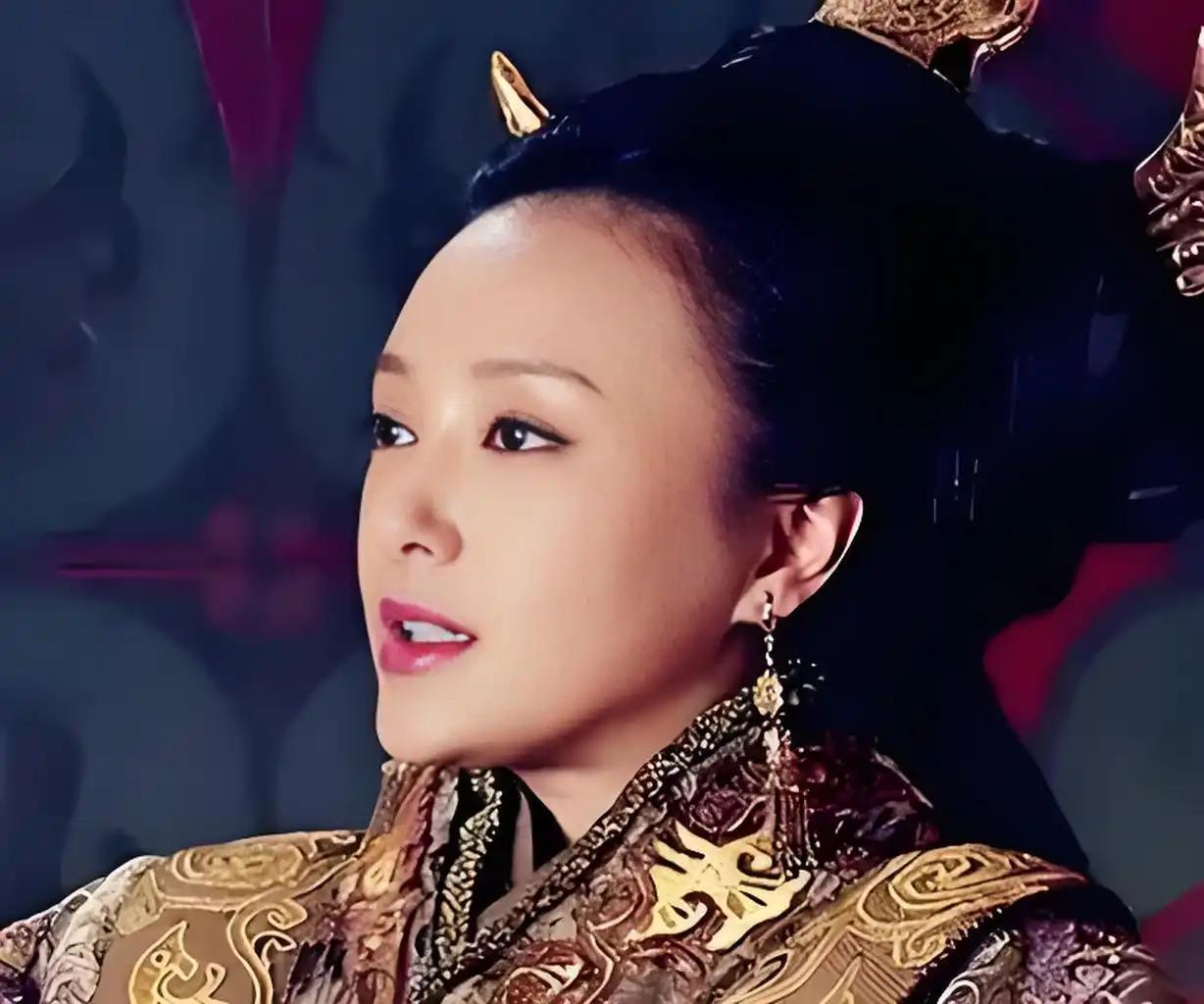 很多人问，刘邦为什么不直接杀了吕后，立戚夫人为后？汉十二年的一场酒宴上，刘邦