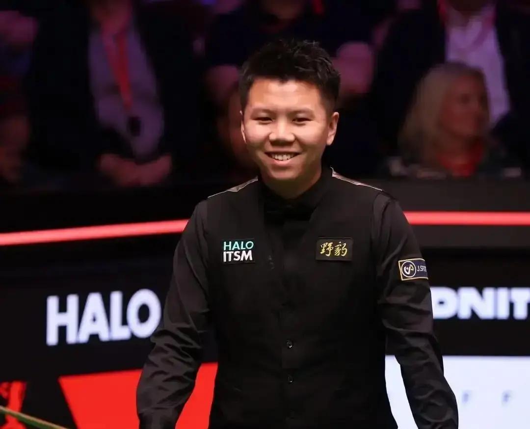 “斯诺克圈今天刷屏了！”周跃龙第4次决赛翻车，网友直呼：钱包掉线都没他掉链