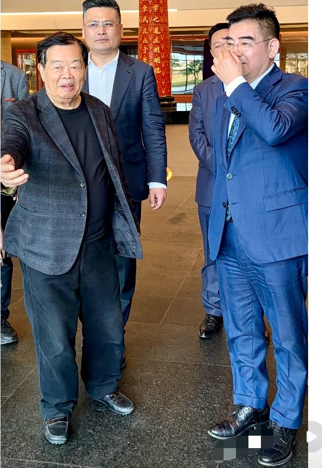 陈光标与曹德旺