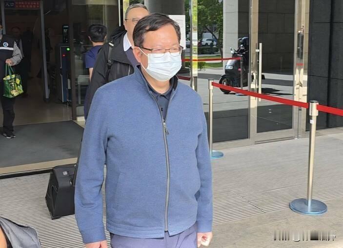 赖清德的死敌，再被限制出境各位还记得郑文灿吗？最近几乎没有登上新闻现在有了