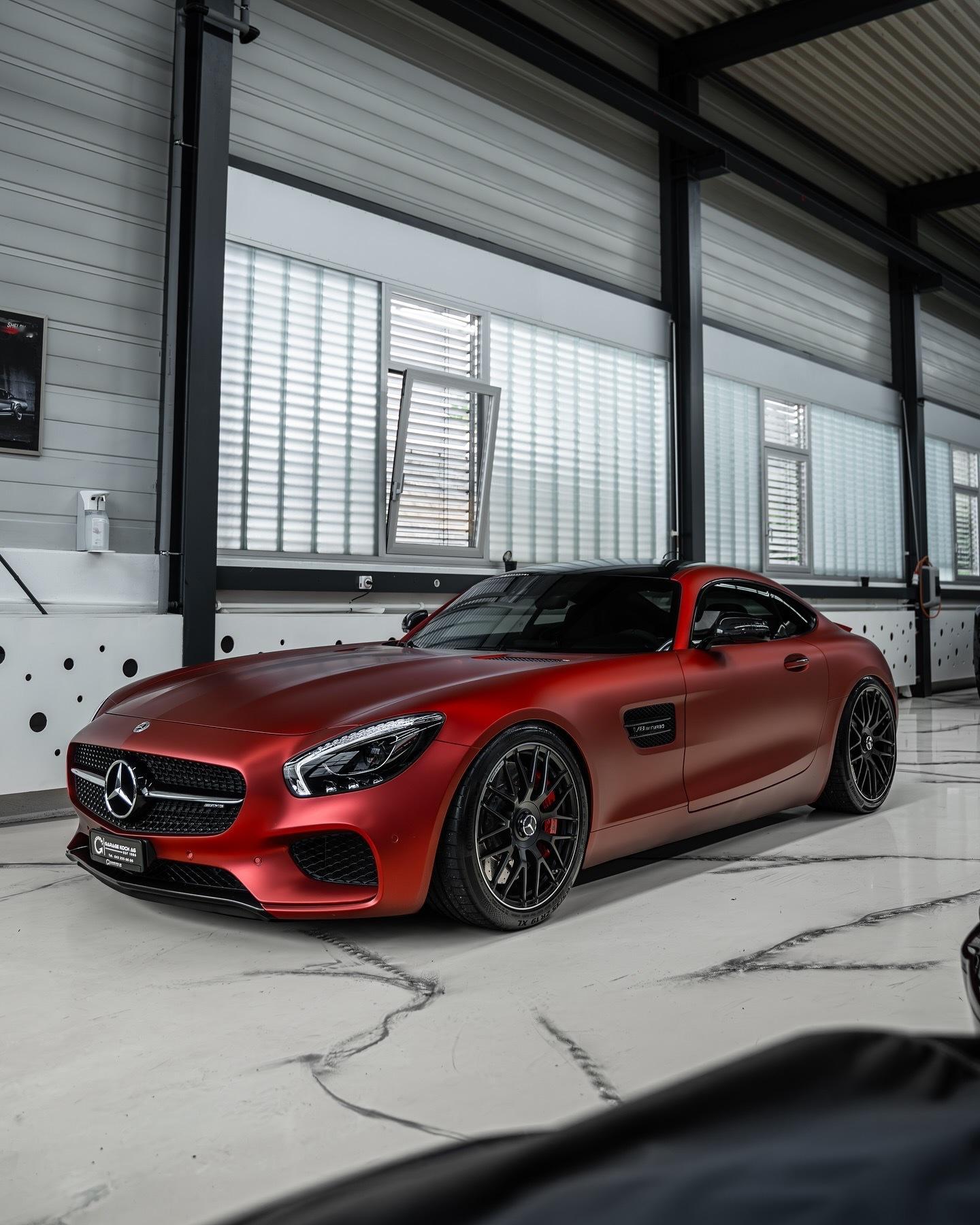 Car时尚MattredfortheAMGGTS😎..