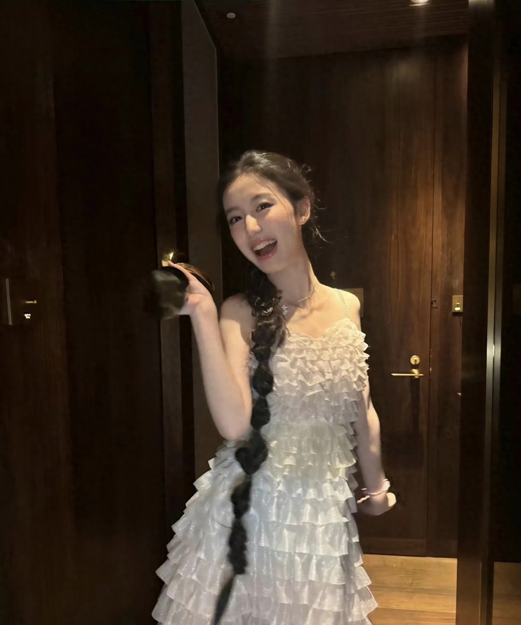 裴佳欣15岁就如此水嫩，这合理吗你怎么看