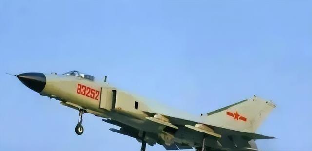 战争一旦爆发，中国3000架飞机根本上不了场？俄专家讲出了真相西方媒体常称中国