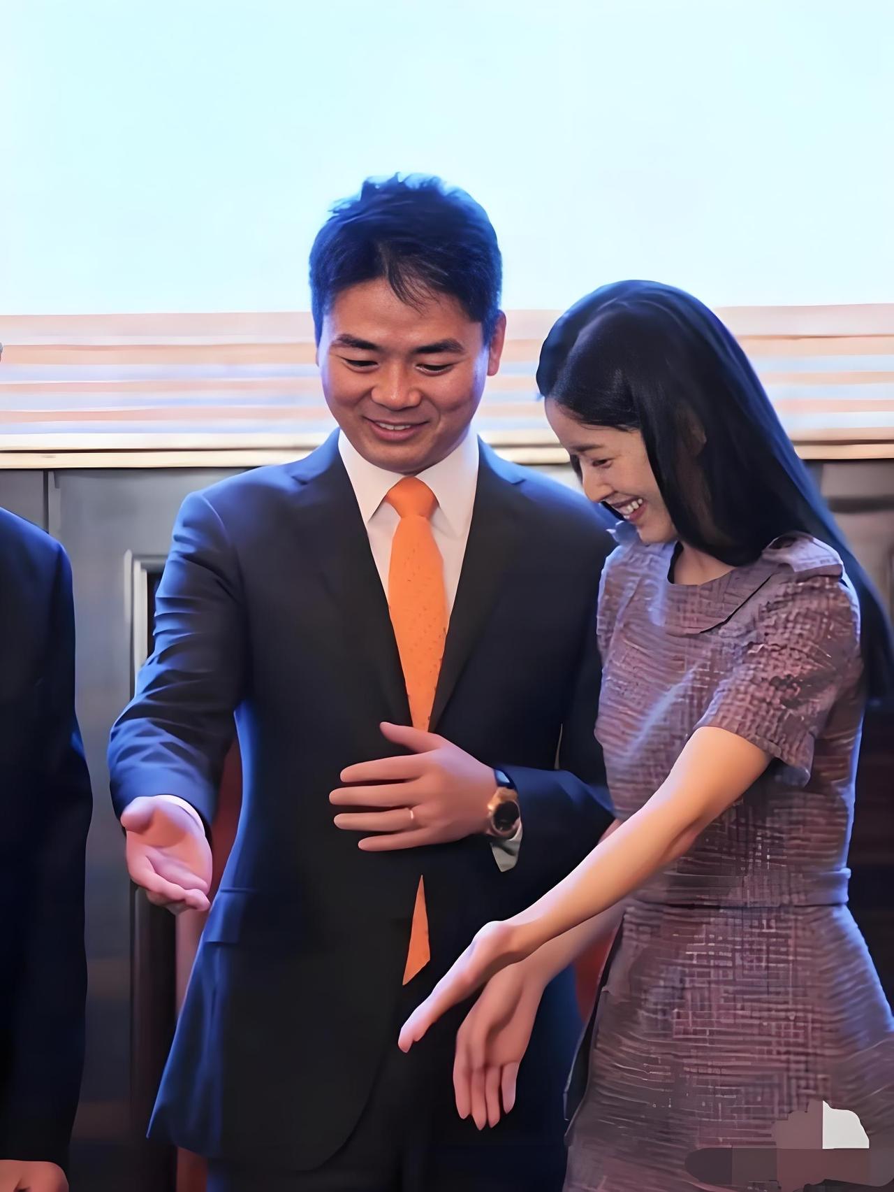 那么多企业家，为什么我只佩服刘强东？这五点，让人敬佩。第一、在街头上吃地摊，