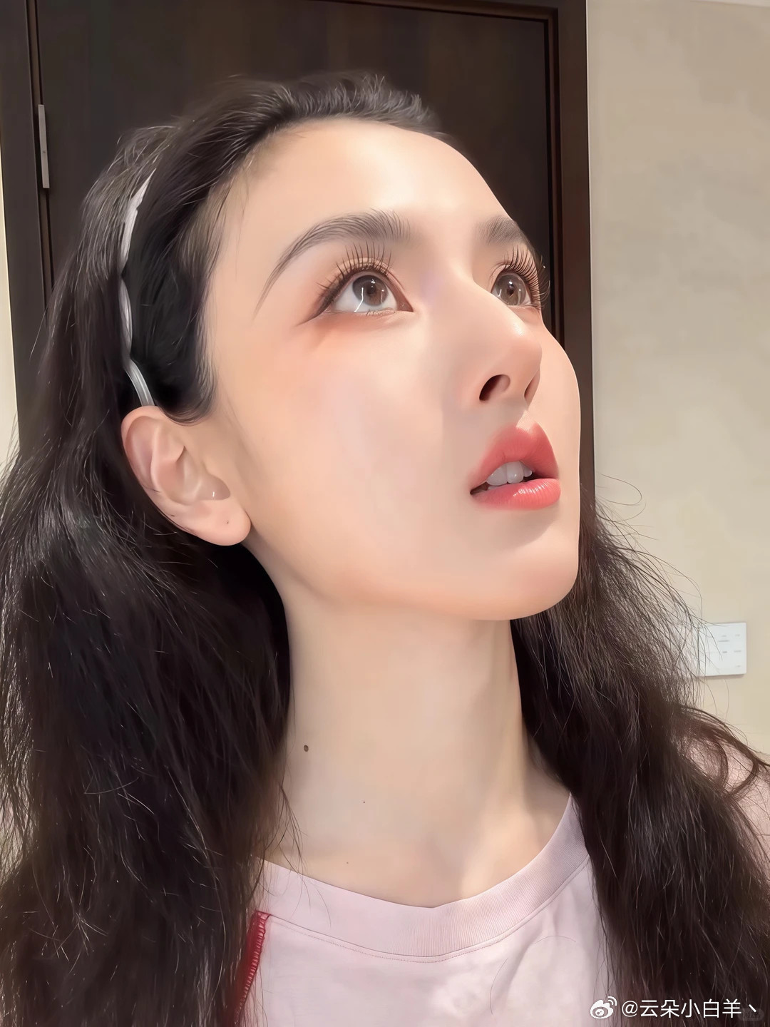 宋祖儿我一直忍不住在截图，好像洋娃娃