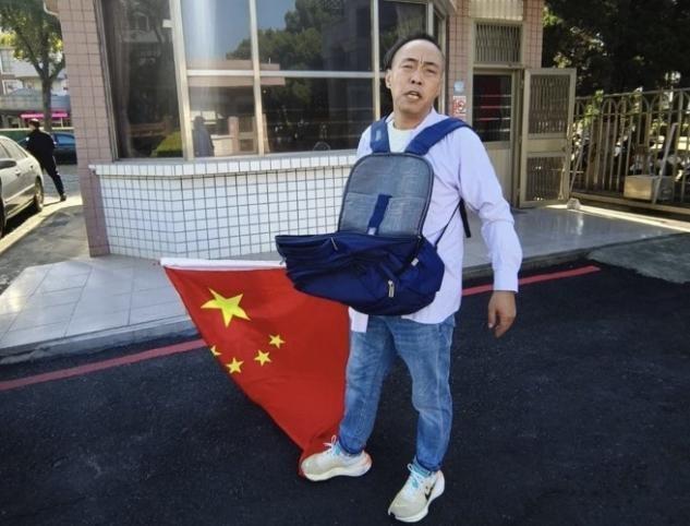 金门出现统一传单，台军爆发逃兵潮，赖清德将被审判，解放军上场。勇士出现，福建一男