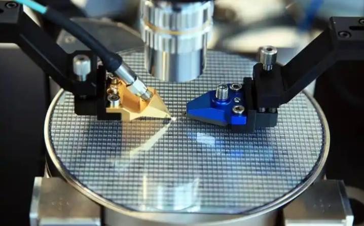 果不其然 日本突然宣布，对23类先进半导体设备实施出口限制，还将42个国家和