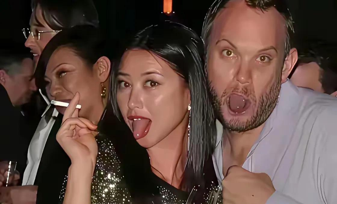 童年滤镜碎一地！“女儿国国王”朱琳，藏了30多年的另一面，终于还是被扒出来了。