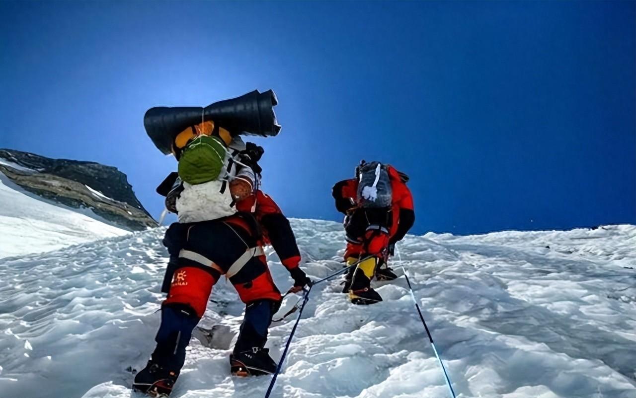 珠穆朗玛峰明明只有一半在中国，为何全世界都认为是中国的？提起世界最高峰，几乎