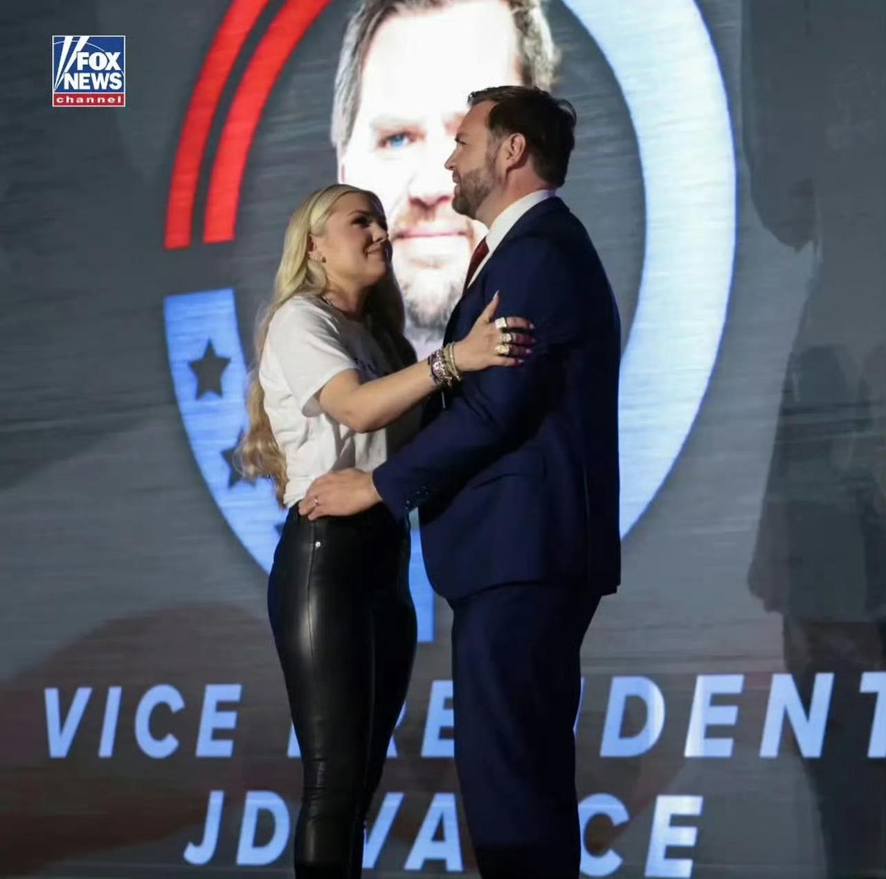 越传越真了？因为万斯和查理柯克的遗孀埃里克互动太亲密，美网疯传这俩要结婚。本以为