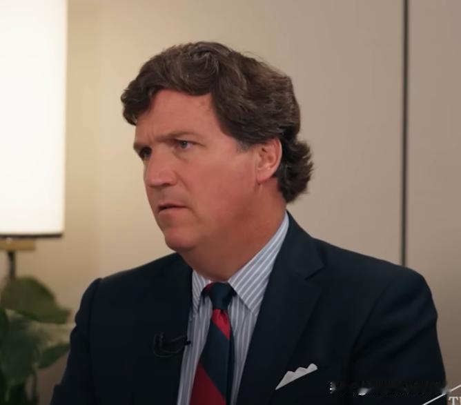 颠覆认知，二战爆发的始作俑者是波兰？克宫在接受亲俄记者塔克.卡尔森的采访时，讲述