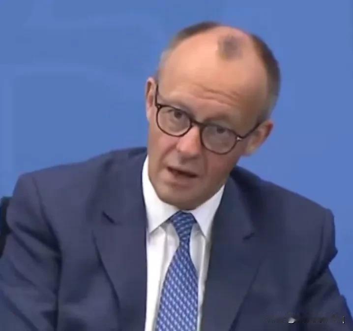 拿不下他，就拿不下乌克兰？美国与乌克兰进行了多次谈判，试图说服乌克兰用一些土地