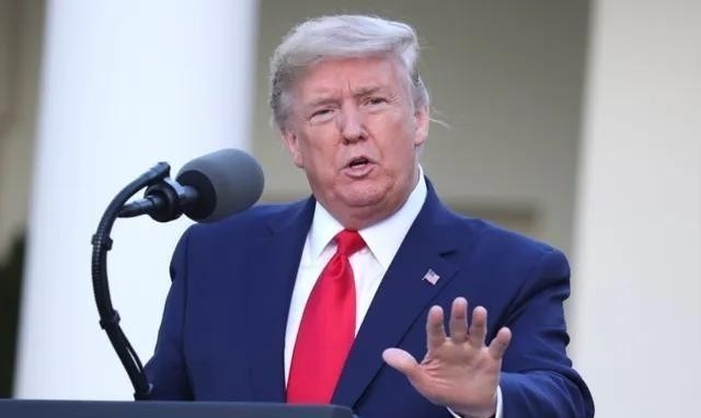 特朗普曾说：“台湾是属于中国的，中方武统是自由的，但一旦动手，美国会感到不高兴！”说白了，特朗普的表