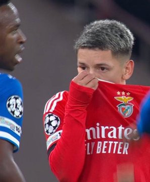 普雷斯蒂亚尼告诉欧足联，他“仅仅”对Vini使用了恐同的侮辱性言论，而不是种族歧