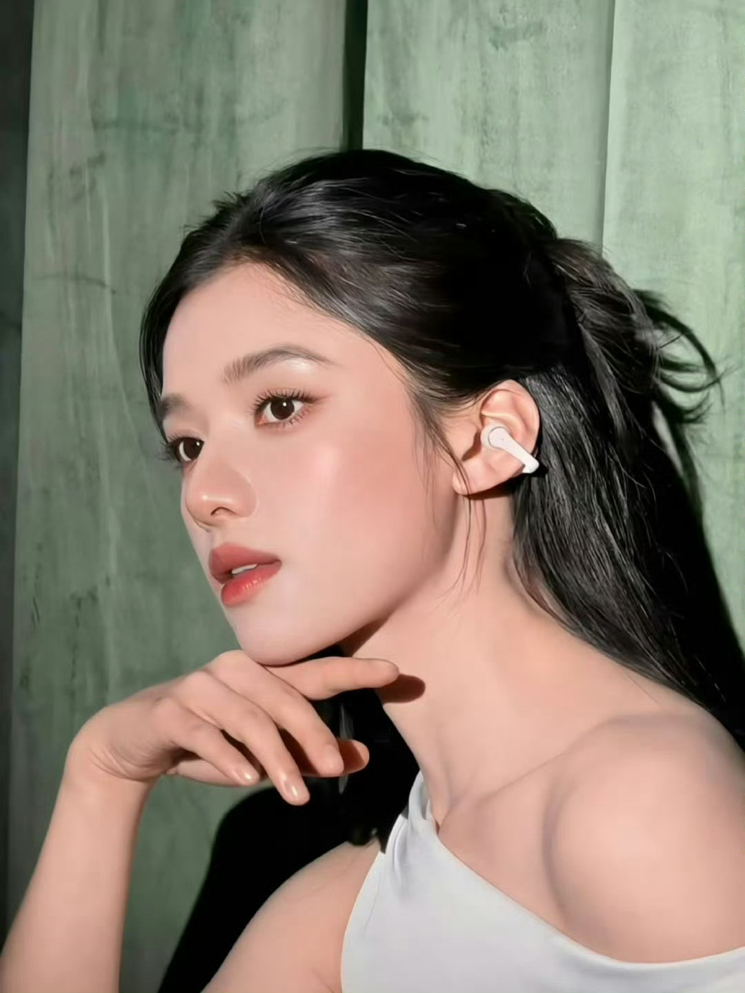 张婧仪好清晰的五官好俊美的脸