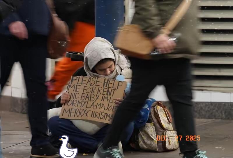 新加坡联合早报12月26日晚发文写道：“一名声称在美留学的中国博主发明的“美国斩