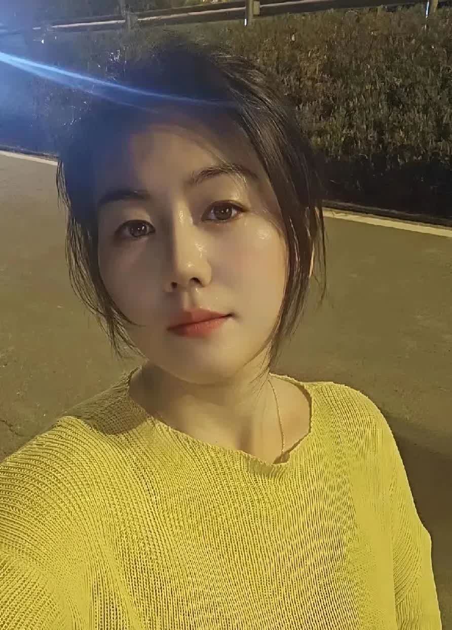 两级反转！女子离婚时有多嚣张，想复婚时就有多卑微。女子跟老公过不下去了，