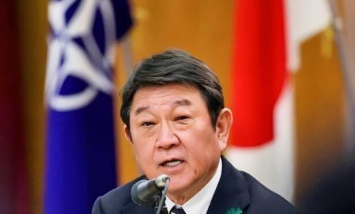 日本的天彻底塌了。如果说日本此前还有幻想，希望改善中日关系，那么随着7月12日，