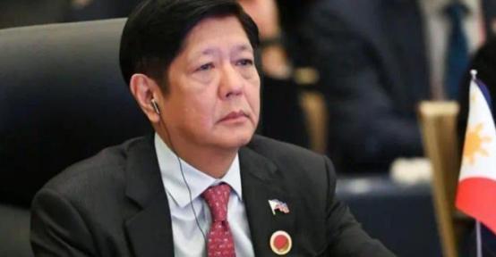 炸裂大变局！菲律宾政坛彻底乱套！军方交接悬而未决，马科斯要翻车了？我觉得菲律