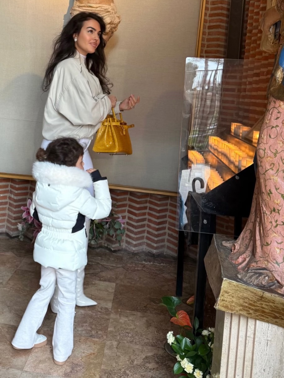 大长腿贝拉宝贝