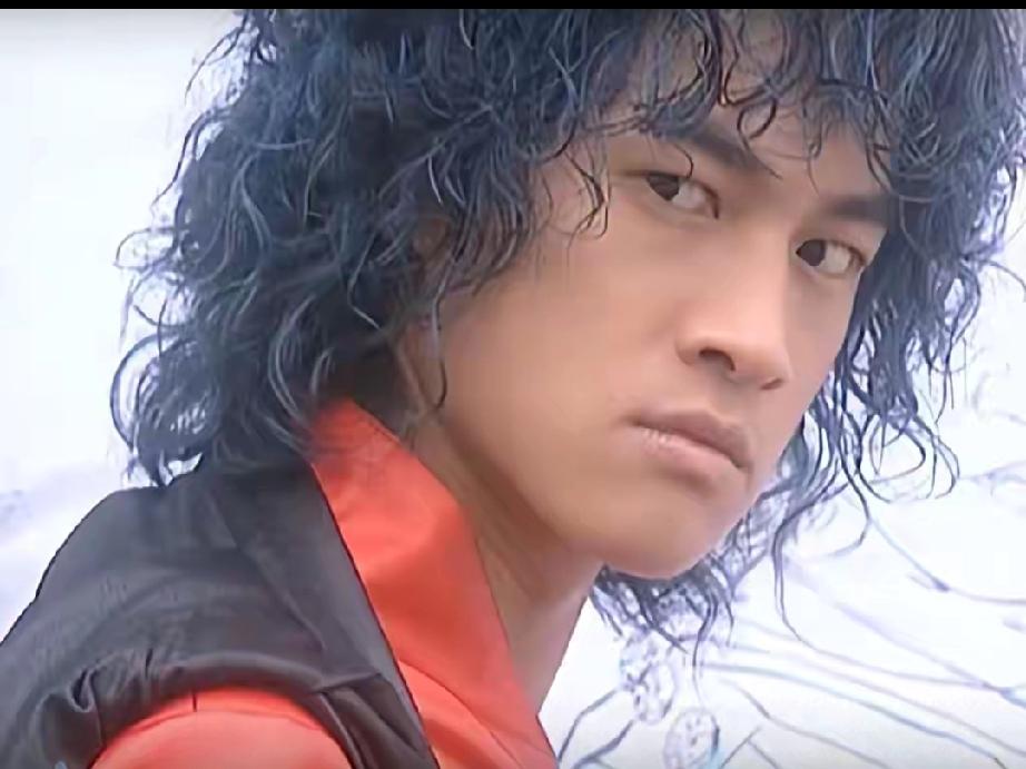 人民日报改口！四字之差，印证何润东坚守14年的底气不到24小时，人