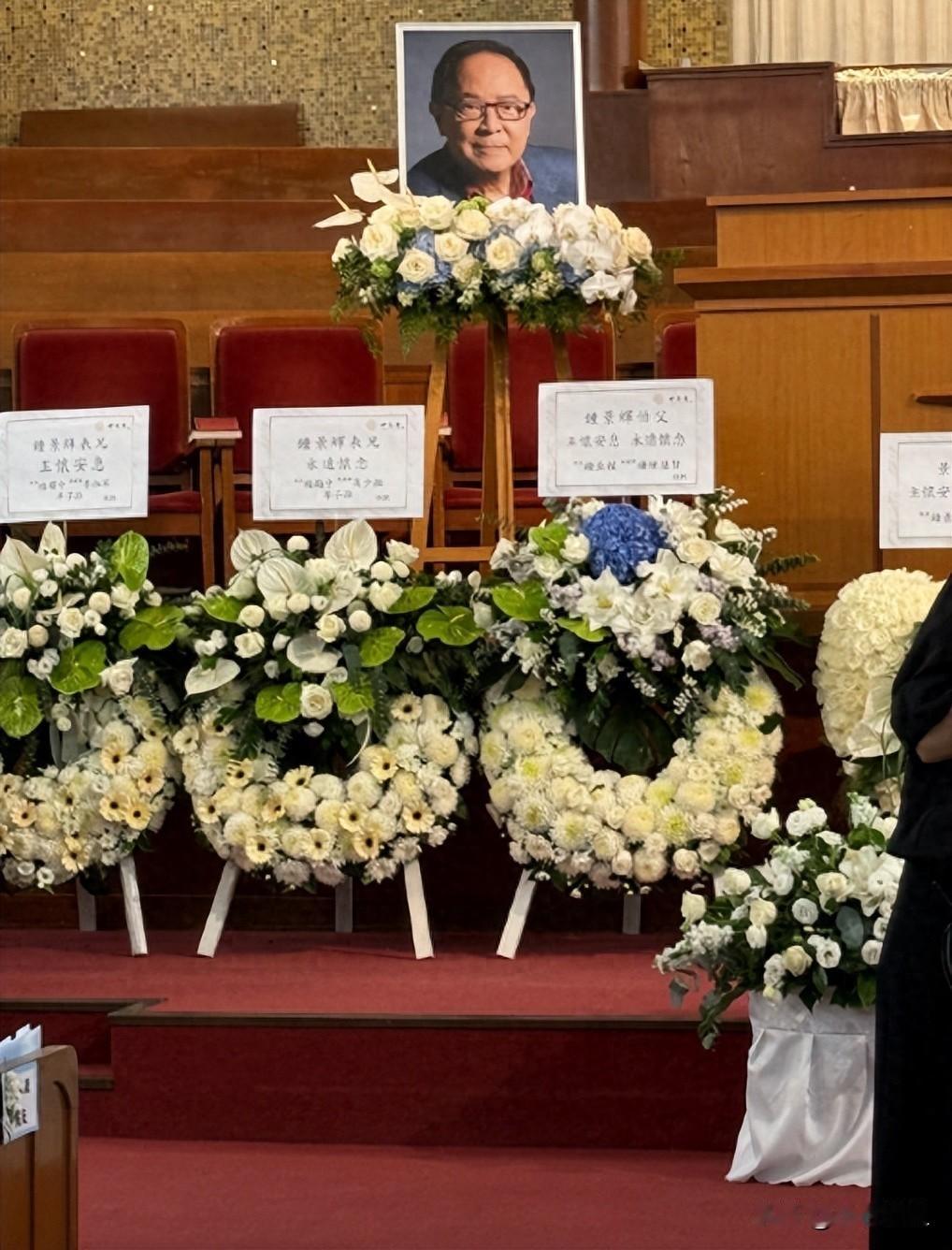 钟景辉这个人完全不经想因为一想你就会发现，他这辈子越活越让人服气