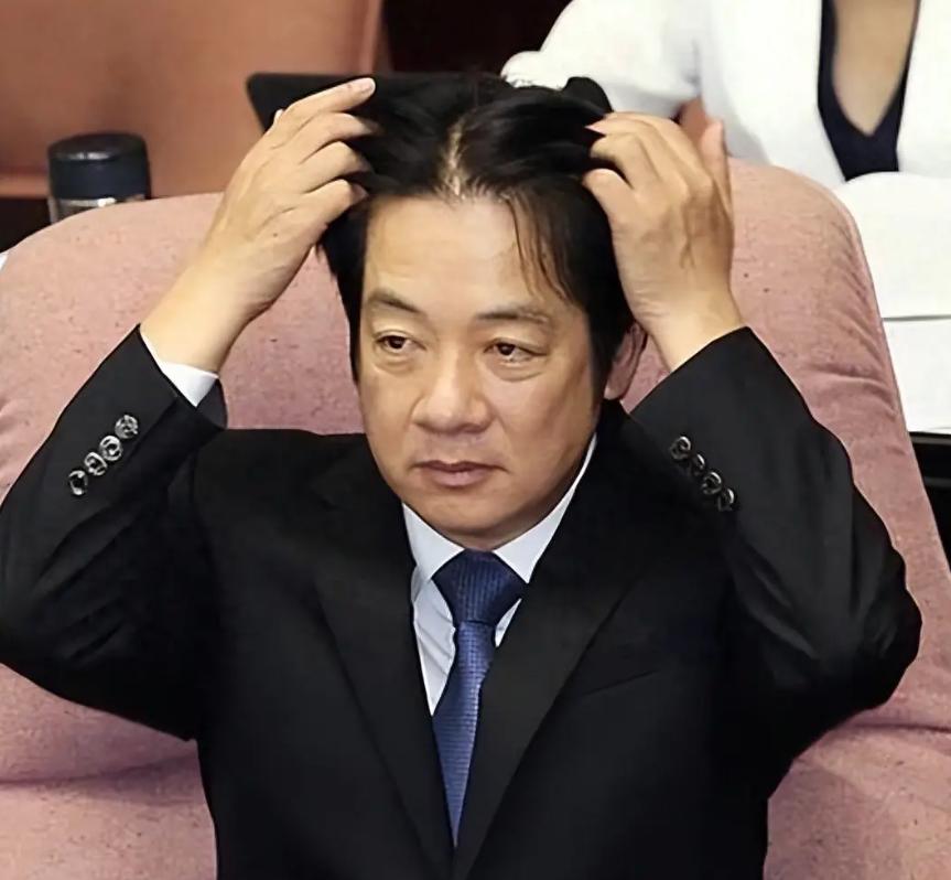 台当局变本加厉，不许夏立言、马英九参席93庆典，外交部定调统一。九三阅兵在即，赖