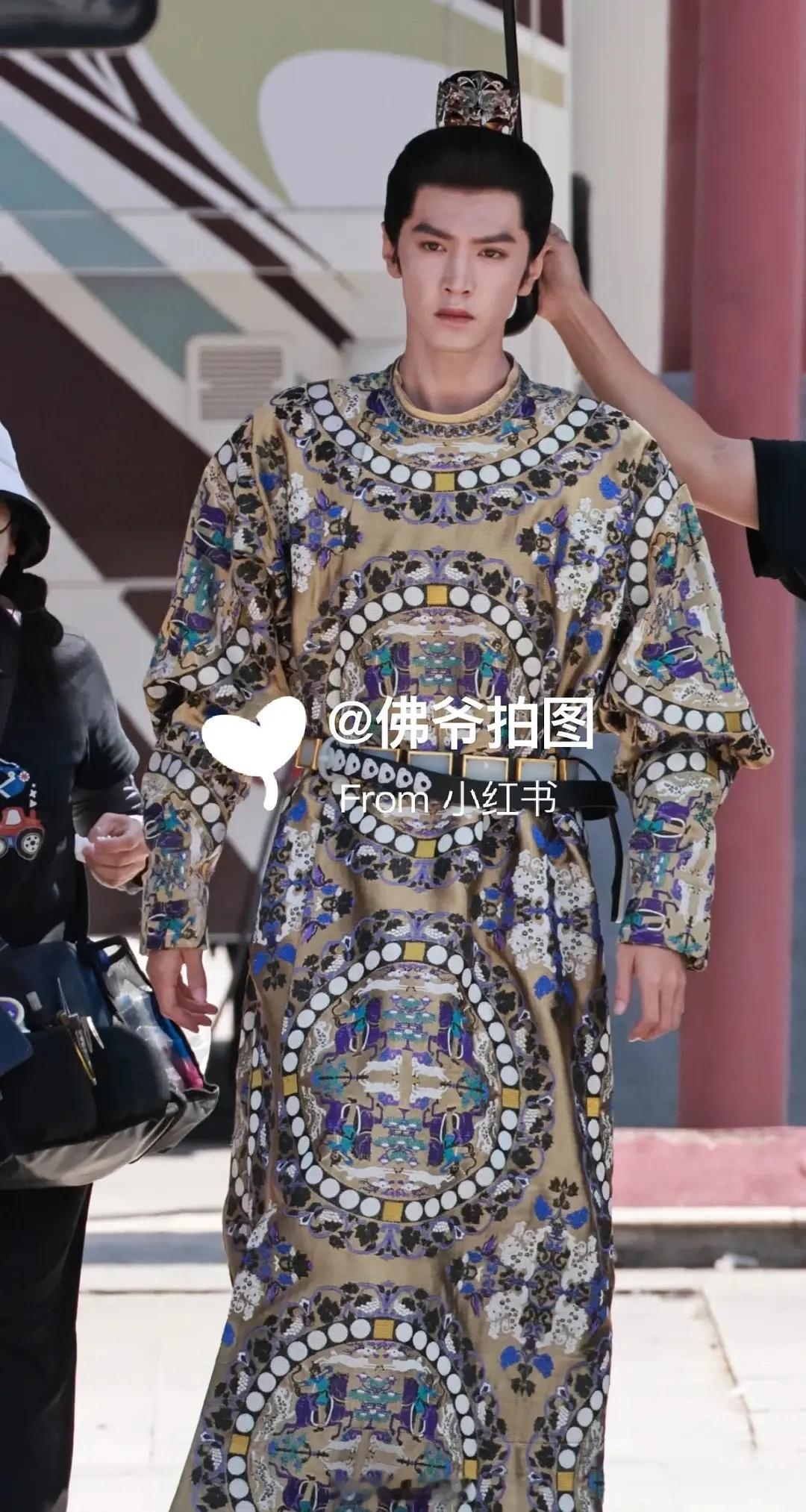 啊啊啊啊陈哲远《江山为聘》丑衣服又来了​​​