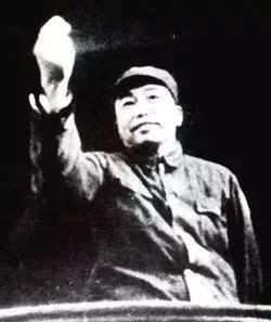 开国大将里面，担任过红军师长职务的有粟裕、徐海东、陈赓、萧劲光、王树声和许光达，