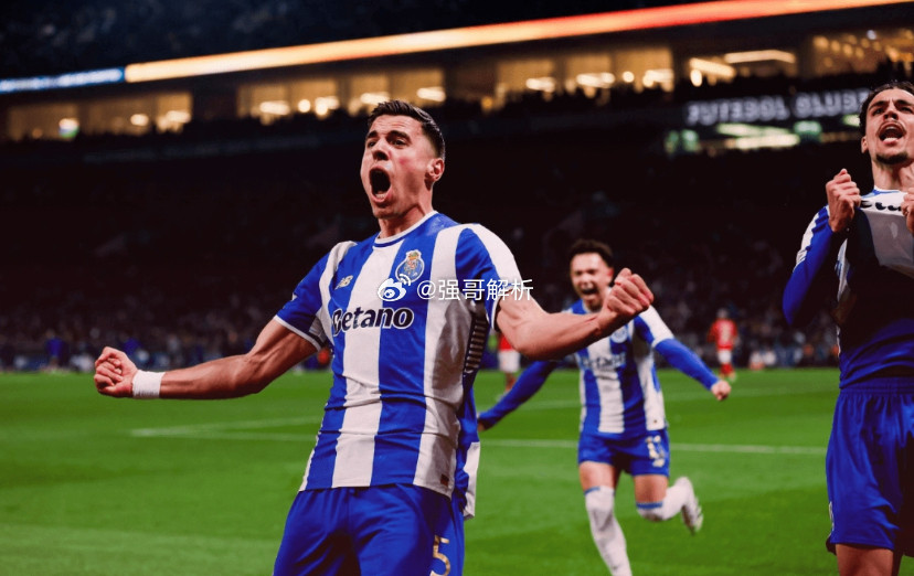 本菲卡联赛保持不败，波尔图盼巩固榜首位置葡超联赛第25轮迎来一场焦点战，本菲卡坐